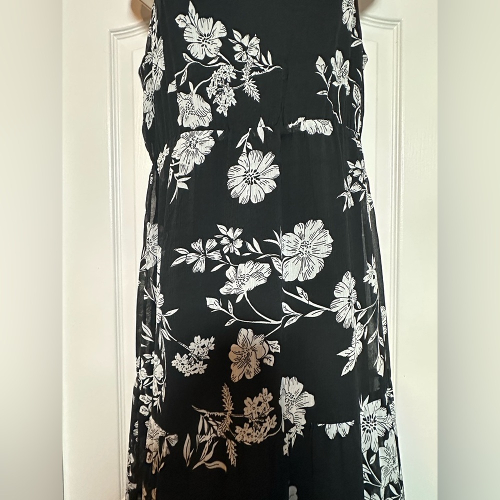 J. Crew Mercantile Black & White Floral Tiered Hem Tank Top Maxi Dress Size 6 - Picture 6 of 12